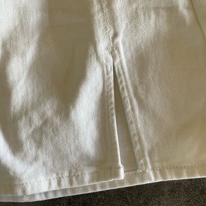 Cute Lola mini skirt by Lioness